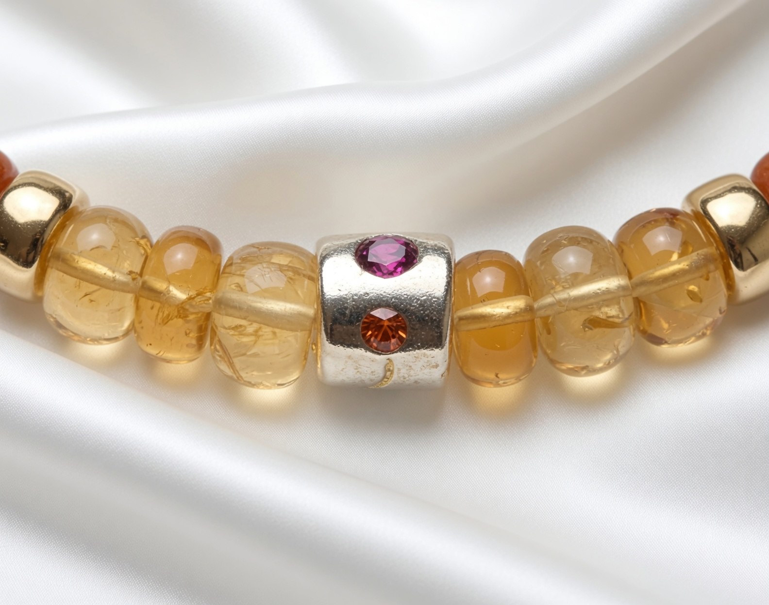 Grounding Bracelet gemstone detail